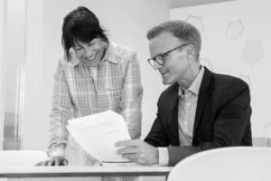 en god leder jobber med ledelse og feedback