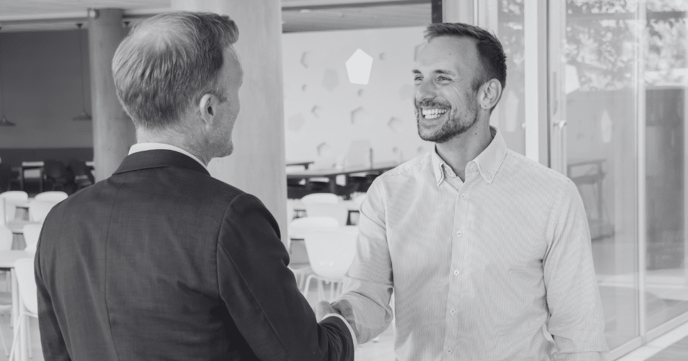 folkeskikk på jobb og praktisk salgstrening